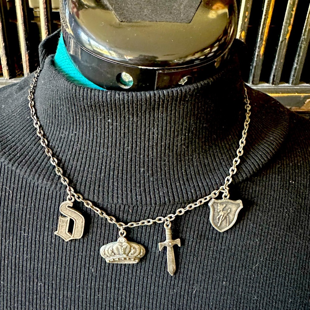Disney Couture necklace/no longer sold in parks!